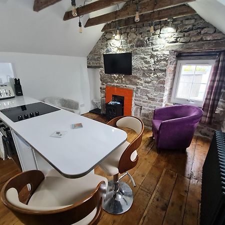 Ness City Cottage - Attic Apartment インヴァネス エクステリア 写真